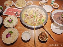 -佬土鹅肠火锅(解放路店)