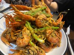 -虾弄弄海派小龙虾·牛羊蝎子火锅