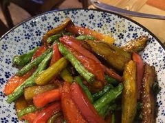 -蜜桃餐厅·伴山(绿宝广场店)