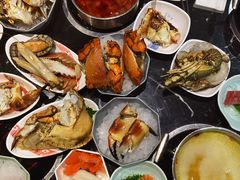 -淡尾·海鲜自助概念餐厅(虹桥南丰城店)