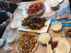 -小鱼儿海鲜港(新村十区店)