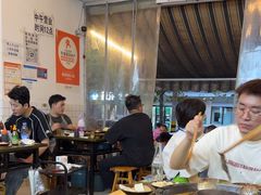 -黄潇洒老火锅(九眼桥宏济巷店)