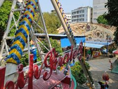 -顺德大良半月城游乐场