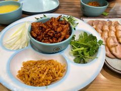-合合春饼·酱骨·东北菜(潘家园店)
