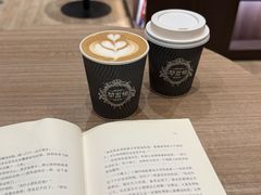 -钟书阁(群光广场店)