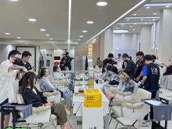 点击看大图 -十六番发型师事务所
