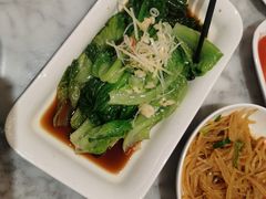 -小菜园新徽菜(宜兴八佰伴店)