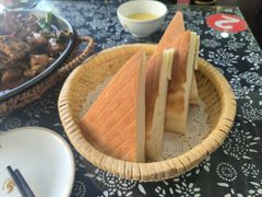 -八两八金·莱芜特色炒鸡(市南漳浦路店)