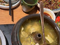 -云海肴·汽锅鸡·云南菜(美罗城店)