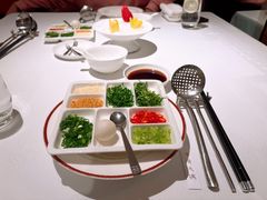 -洋房火锅(上海新天地南北里店)