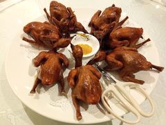 -景月阁空中食府(希尔顿酒店)