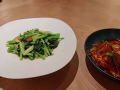 -耶里夏丽·丝路国际·新疆餐厅(浦东区东方路店)