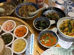 -包整·丝娃娃(一览甲秀楼风景店)