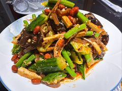 素拼-焦亮烧烤海鲜(三原店)