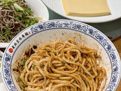 老北京炸酱面-老北京炸酱面·烤鸭(前门店)