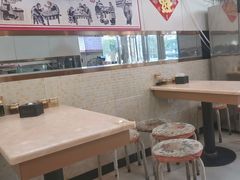 -卓雅桂林米粉