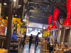 -野山舂·贵州现舂酸汤牛肉(东山店)