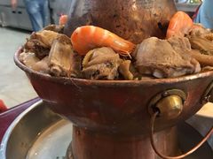 -鑫渔港海鲜本地菜·山海关浑锅(东戴河店)