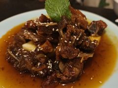 -万重锦·人文川菜馆(骡马市店)