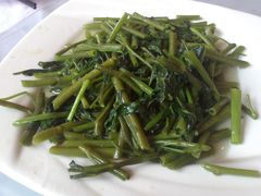 DSC_0913空心菜-唔呶喔哩酒家(生产街店)