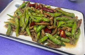 Sizzling Duck Intestines with Green Pepper