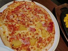 培根鸡肉双拼披萨-萨莉亚意式餐厅(杭州滨江天街店)