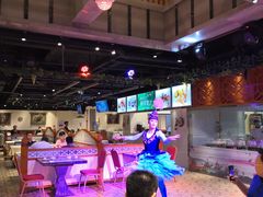 大堂-巴扎美食·新疆菜·西域歌舞表演餐厅(新疆大厦店)