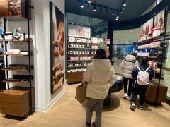 -Laderach 莱德拉(上海环贸iapm店)