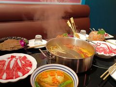 -唯爱KTV聚会餐厅(仙林东城汇店)