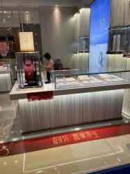 -潮宏基珠宝旗舰店(苏宁广场店)