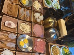 -银米·云南传统过桥米线(双廊黑金冠店)