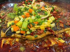 -鱼众不同·鸡公煲·烤全鱼(国顺路店)