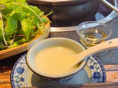 -大匠工房古船木艺术餐厅·猪肚鸡专门店(长白仙岛店)