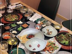 -臻牛烤肉