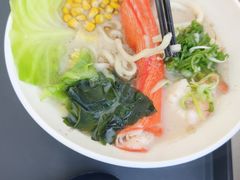 -彗星餐厅(香港迪士尼乐园)