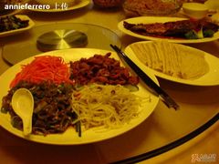 烙膜卷菜-商都酒店( 北京南站店)