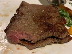 果木烧谷饲雪花牛扒配法芥-绿茵阁(体育西分店)