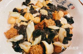 Meatball and Egg Stir-fry