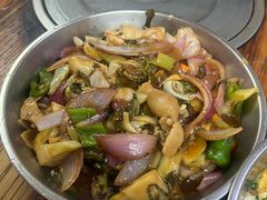 酸菜炒大肥-如意坊美食(华兴一街店)