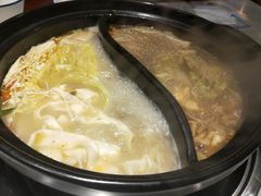 -亿诣蝎府炸酱面羊蝎子火锅(酷车小镇店)