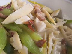 -老房子金沙元年川菜食府·花园餐厅(金沙店)