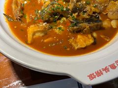-魏铭鱼头捞饭(晋阳路店)