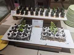 -华邑酒店·鲜艳全日自助餐厅