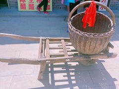 -黄河壶口瀑布风景名胜区-停车场