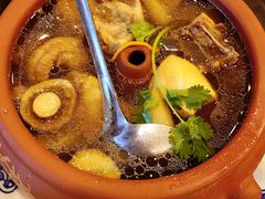 -小厨子私房菜·云南美食店