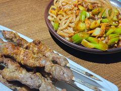 -盾亚新疆餐厅(松江万达广场店)