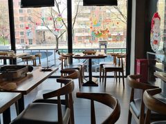 靠窗位-半天妖烤鱼(方庄店)