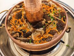 -乡土特色.冷锅鱼.牦牛肉汤锅