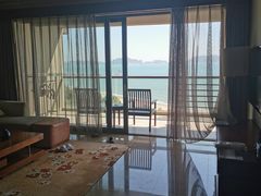 -三亚湾海居铂尔曼度假酒店