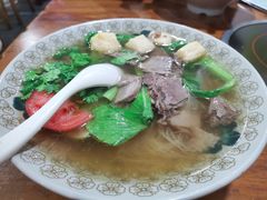 -牛小隆牛肉面馆(四牌楼店)